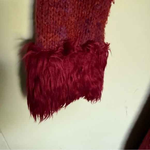 Frenchi Red Faux Fur Trim Cardigan - Picture 6 of 11